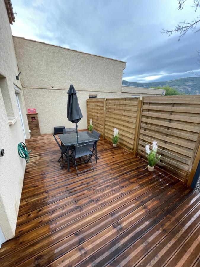 Luxury Spa Vallon Vallon-Pont-dʼArc Exterior foto